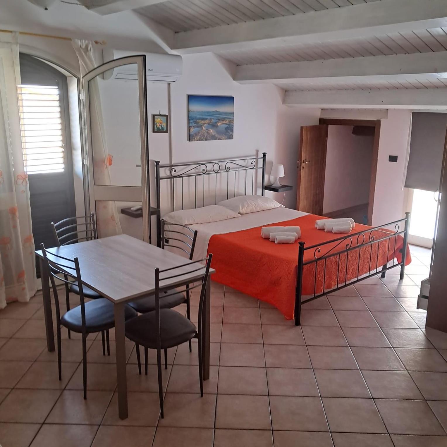 Casa Vacanza Miramare Portopalo Di Capo Passero Exterior photo